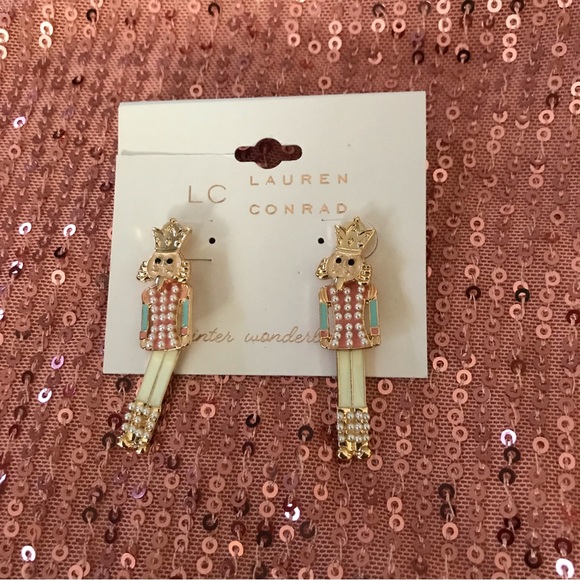 NEW NWT LC Lauren Conrad pastel pink Nutcracker Christmas earring - Picture 3 of 3